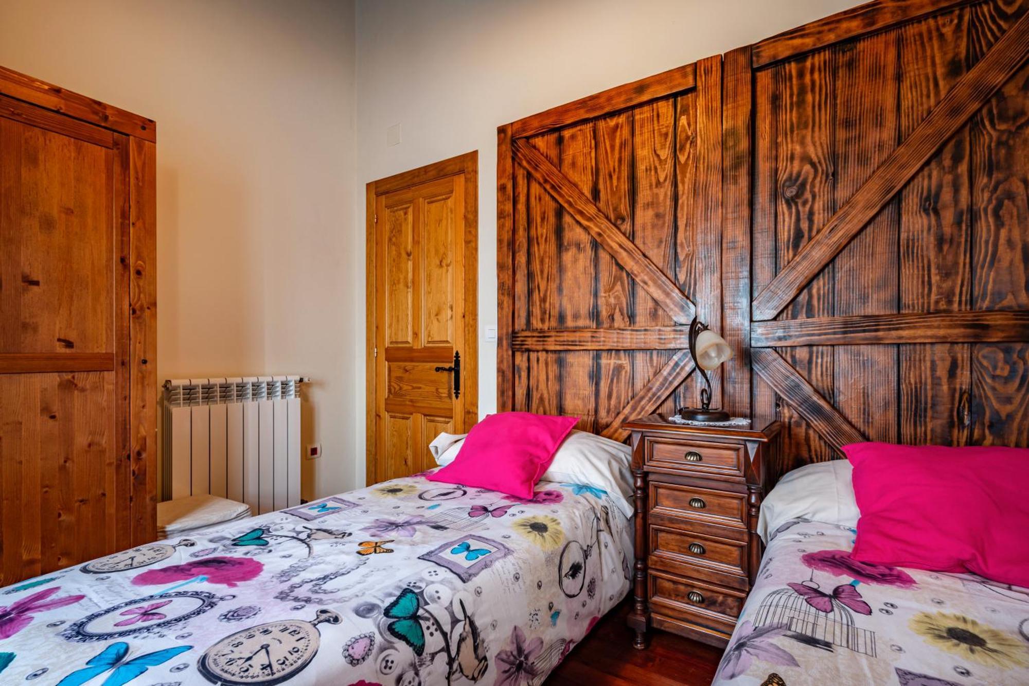 Maison d'hôtes La Casina Del Fresnu à Onon Extérieur photo